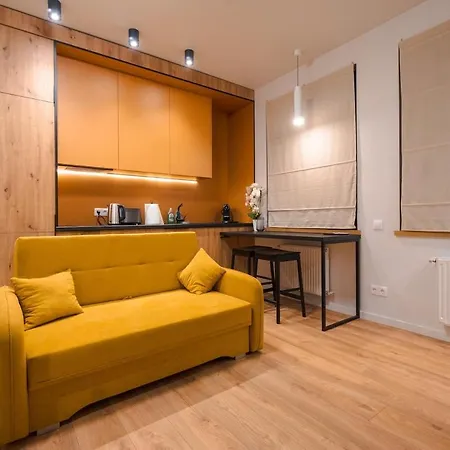 The Amber & Oak Center 里加